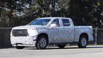 2019 Chevrolet Silverado spy photo