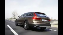 Volvo Cross Country, gli accessori che semplificano la vita