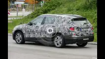 BMW Grand X1 o X2, foto spia