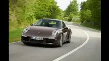Nuova Porsche 911 Carrera 4 S Coupe