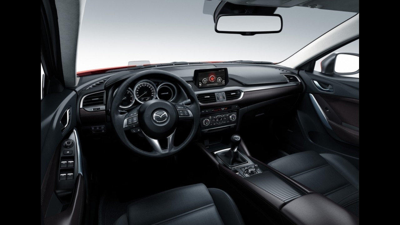 Peruas de Genebra: Mazda6 Wagon entrega muito mais que beleza