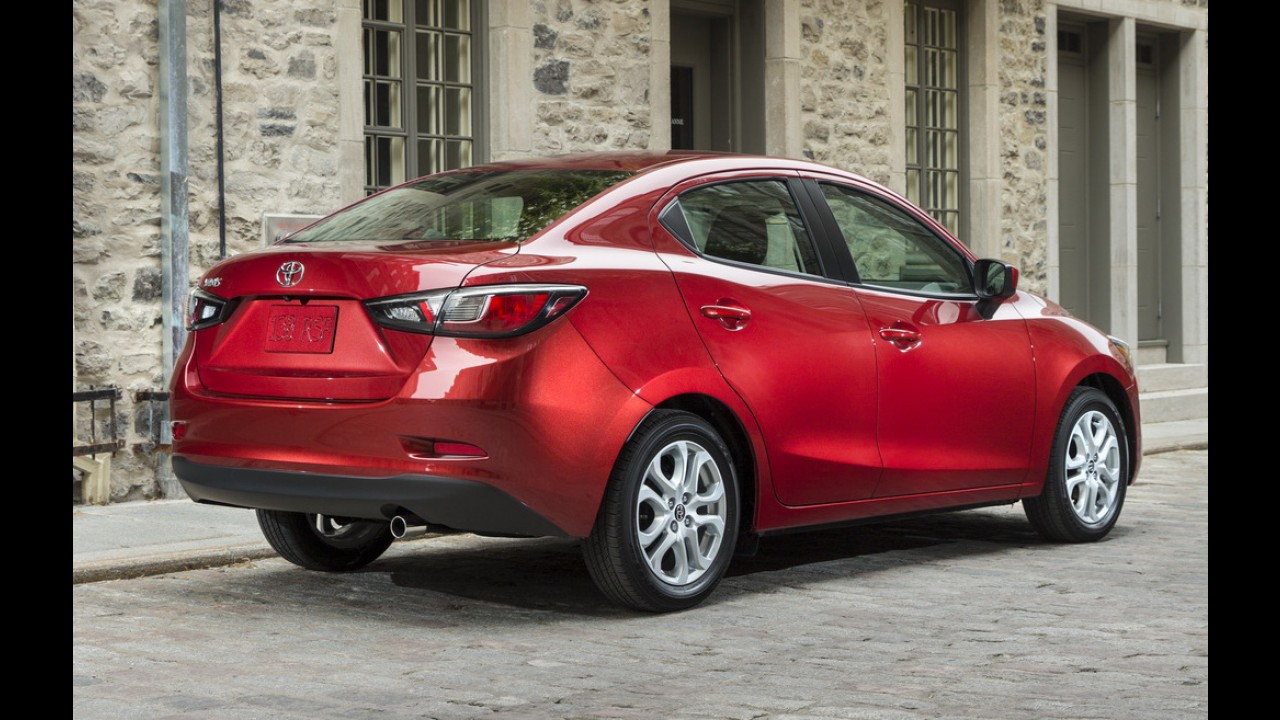 Cogitado para o Brasil, Toyota Yaris R começa a ser vendido no México