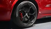 Alfa Romeo Stelvio: LA 2016