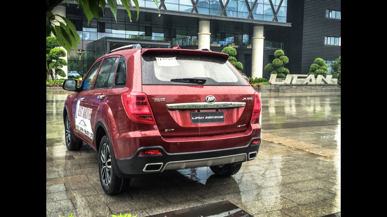 Com cara nova, CVT e ESP, Lifan X60 chega ao Brasil até novembro