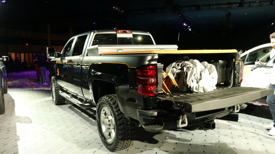 Chevy Silverado Carhartt concept live photo