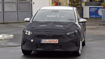 2018 Kia cee'd spy photo