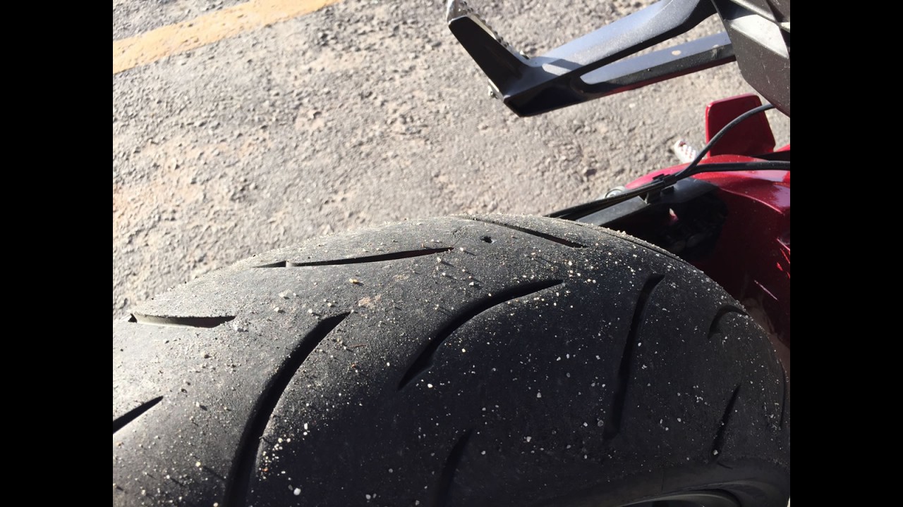 Garagem MOTO#3: pneu furado, passeio frustrado...