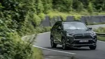 Toyota RAV4 ibrida plug-in arriva in Europa