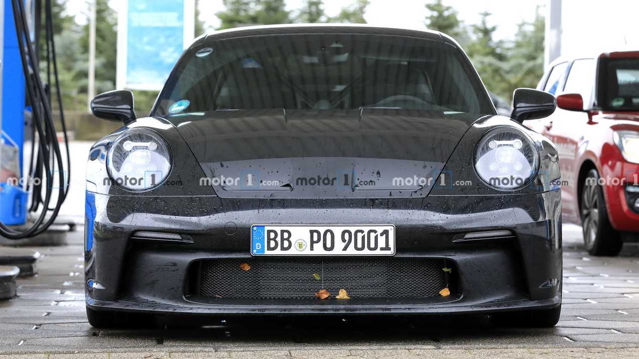 Porsche 911 GT3 Spied Up Close Faccia