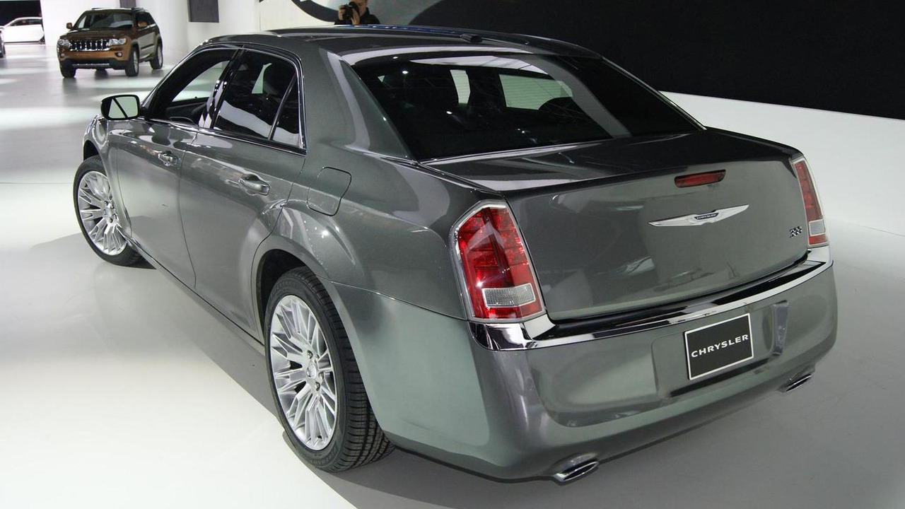 2017 Chrysler 300 Hybrid Confirmed 2017 Chrysler 300 In Detroit 20171 Naias