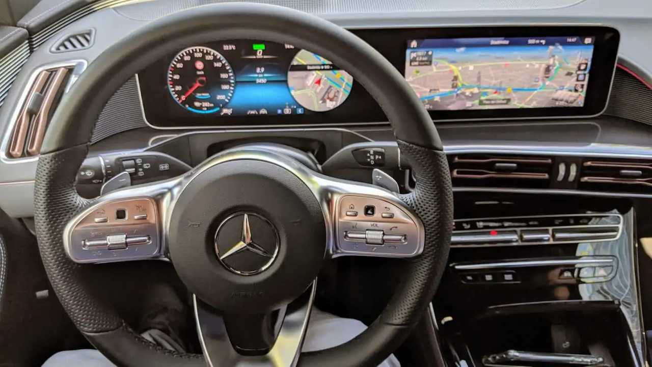 Mercedes-Benz EQC Test Drive