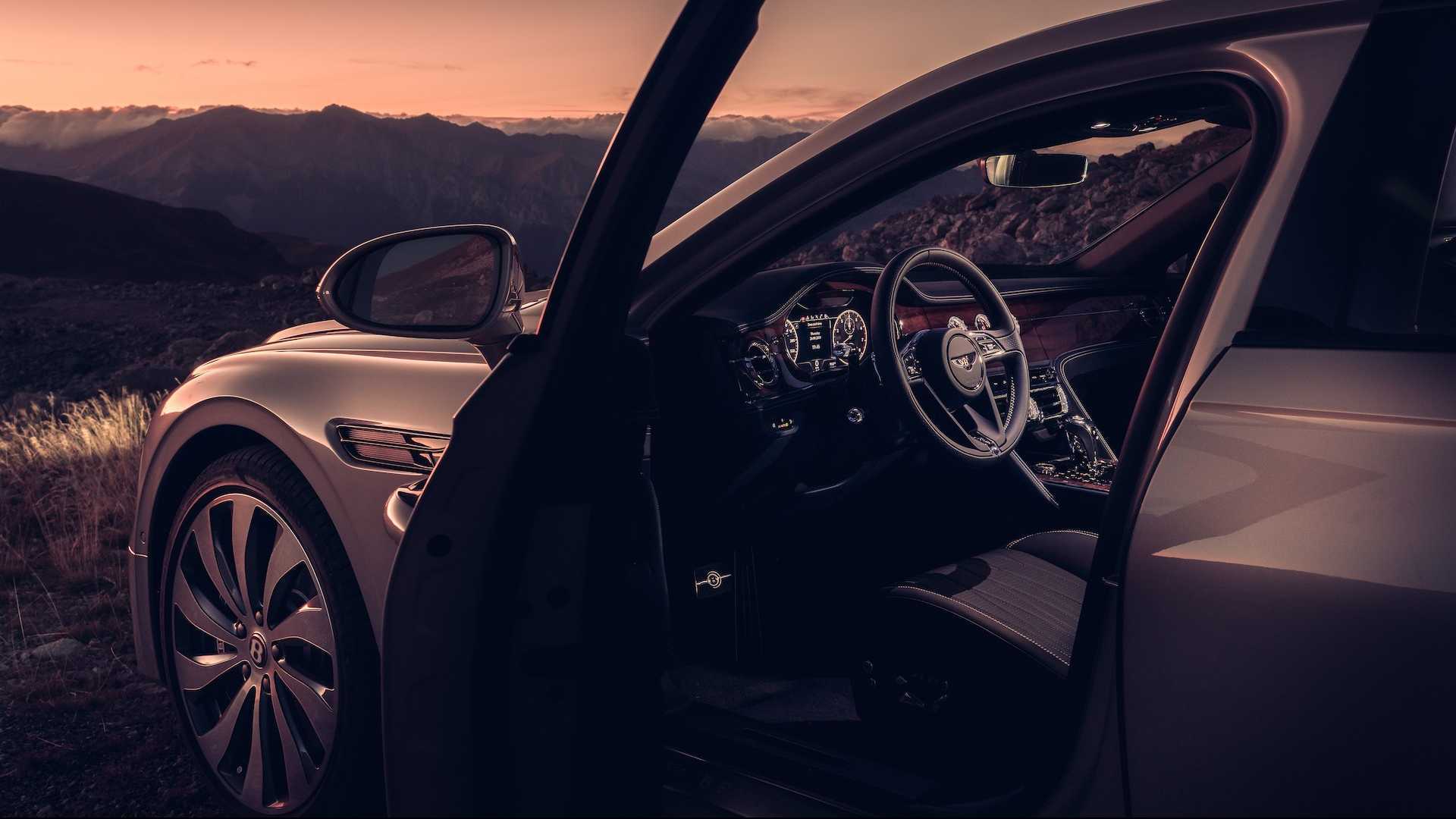 2020 벤틀리 플라잉 스퍼 [데이터주의] | 인스티즈