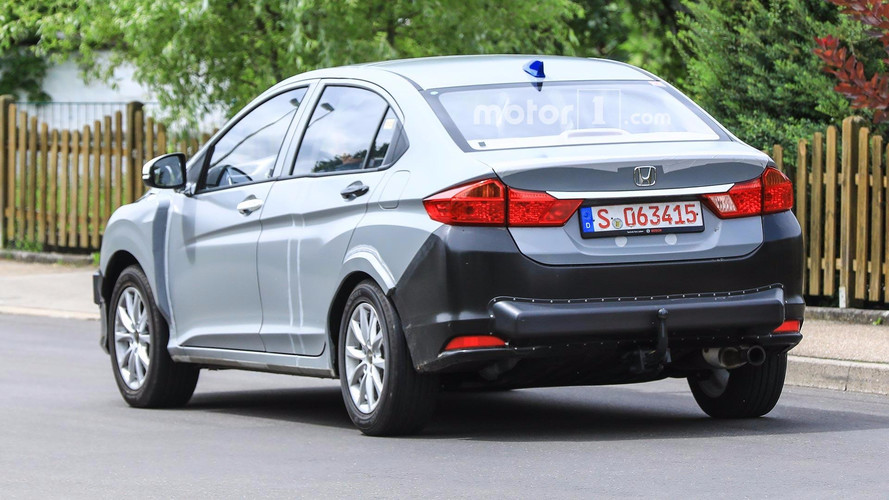 Honda Insight Test Mule Spy Shots