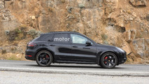 2018 Porsche Macan makyajı casus fotoğraflar