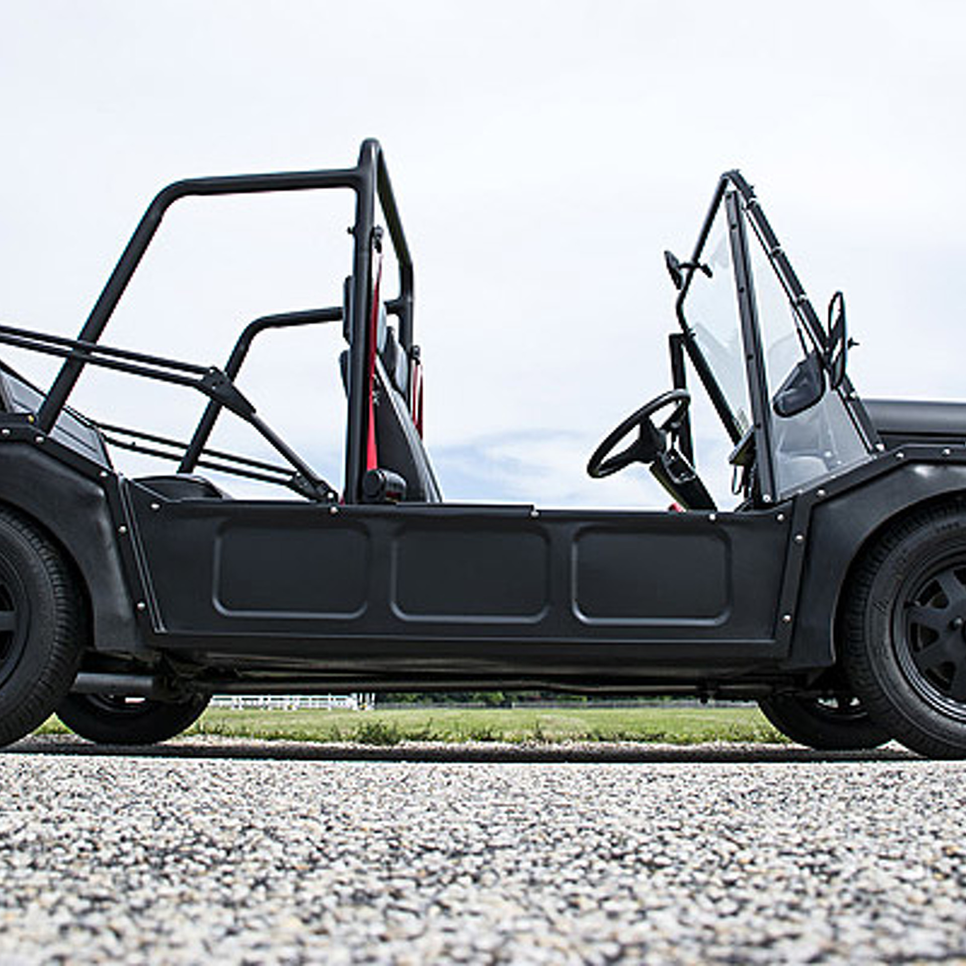 This Vintage Off-Roader is Actually a Mini at Heart