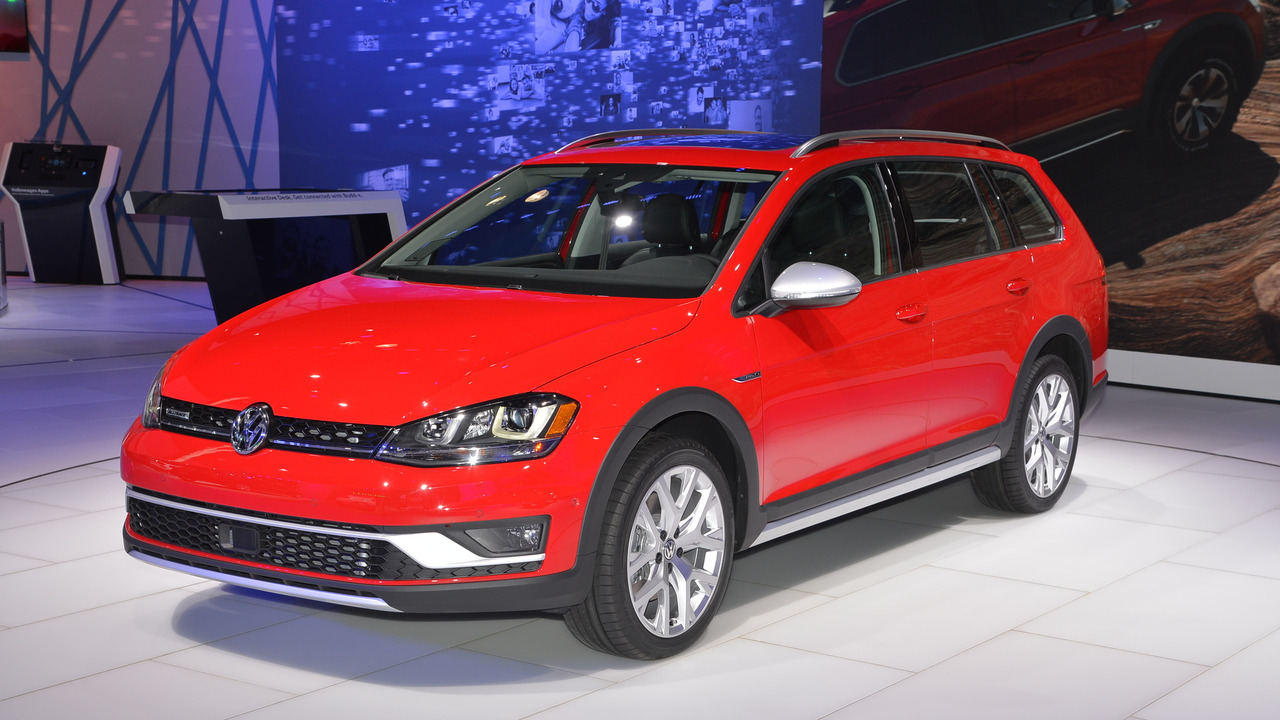 Production 2017 Vw Golf Alltrack Us Spec Heading To New York 2017 Volkswagen Golf Alltrack Live In New York