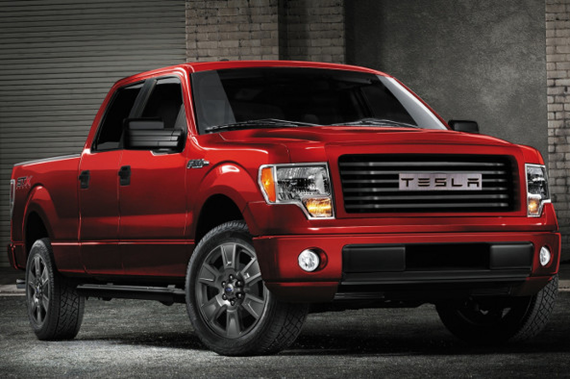 Tesla To Build Pickup, Or Is This A Distraction from Recall Talk?