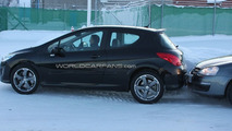 Peugeot 308 Sport mule spy photo