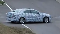 Nächste Generation des Mercedes EQA erwischt