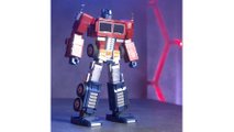 Robosen Elite Optimus Prime