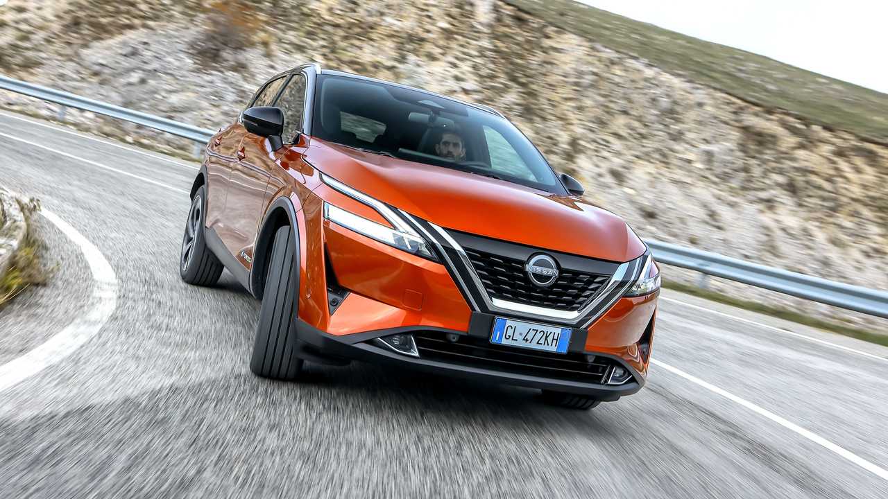 Foto - Nissan Qashqai: l'ibrida che fa l'elettrica