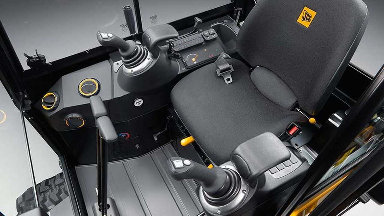 JCB: millesimo escavatore elettrico 19C-1E