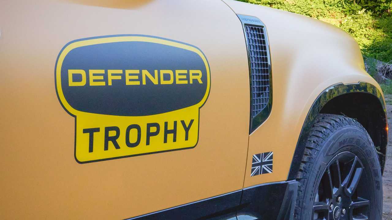 Land Rover Defender Trophy Edition 2023