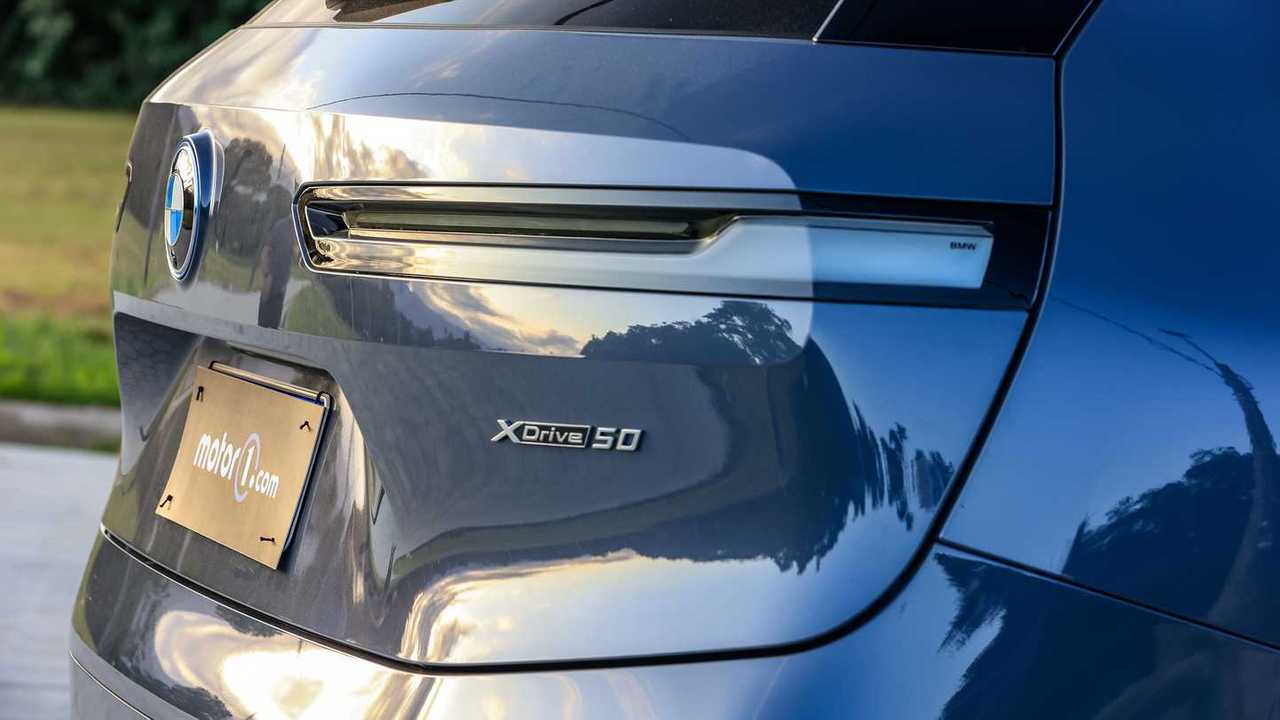 BMW iX xDrive 50i (BR)