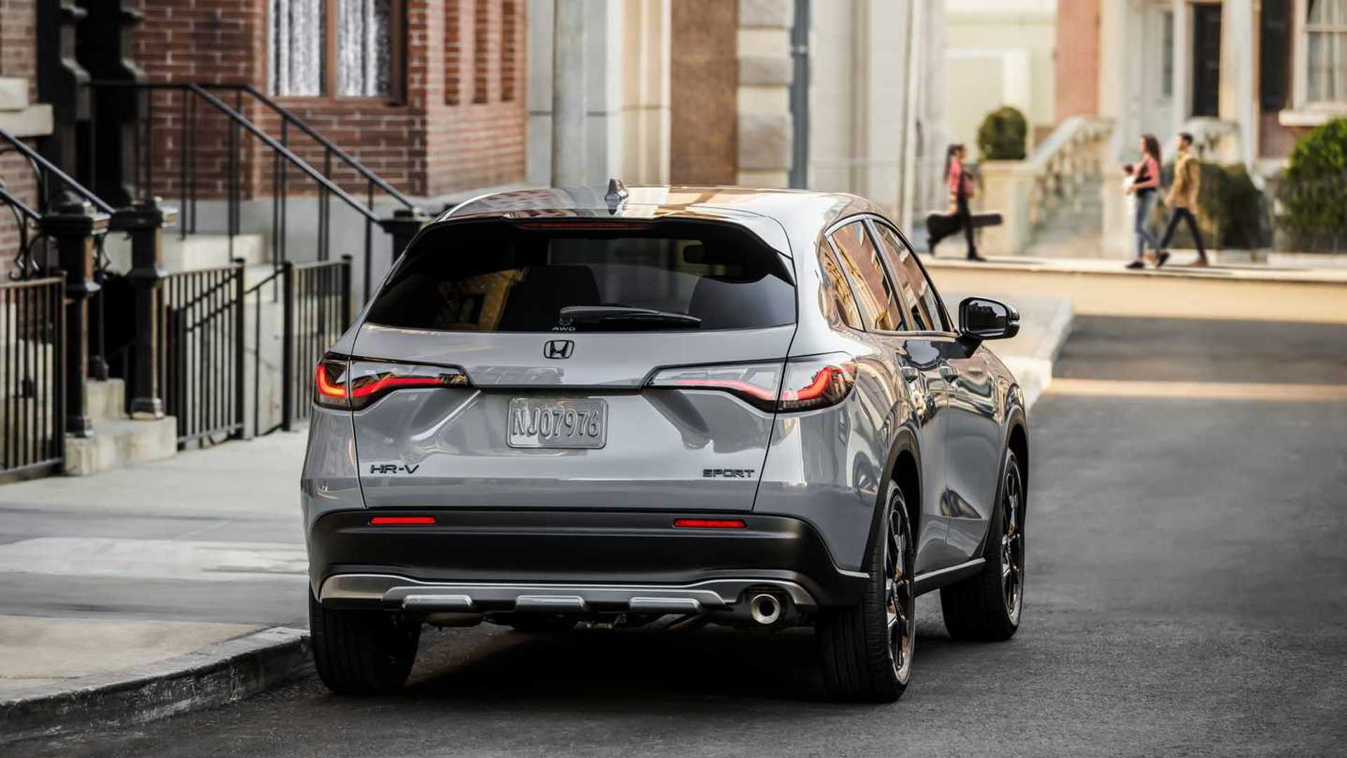 2023-honda-hr-v-sport-rear-view.jpg