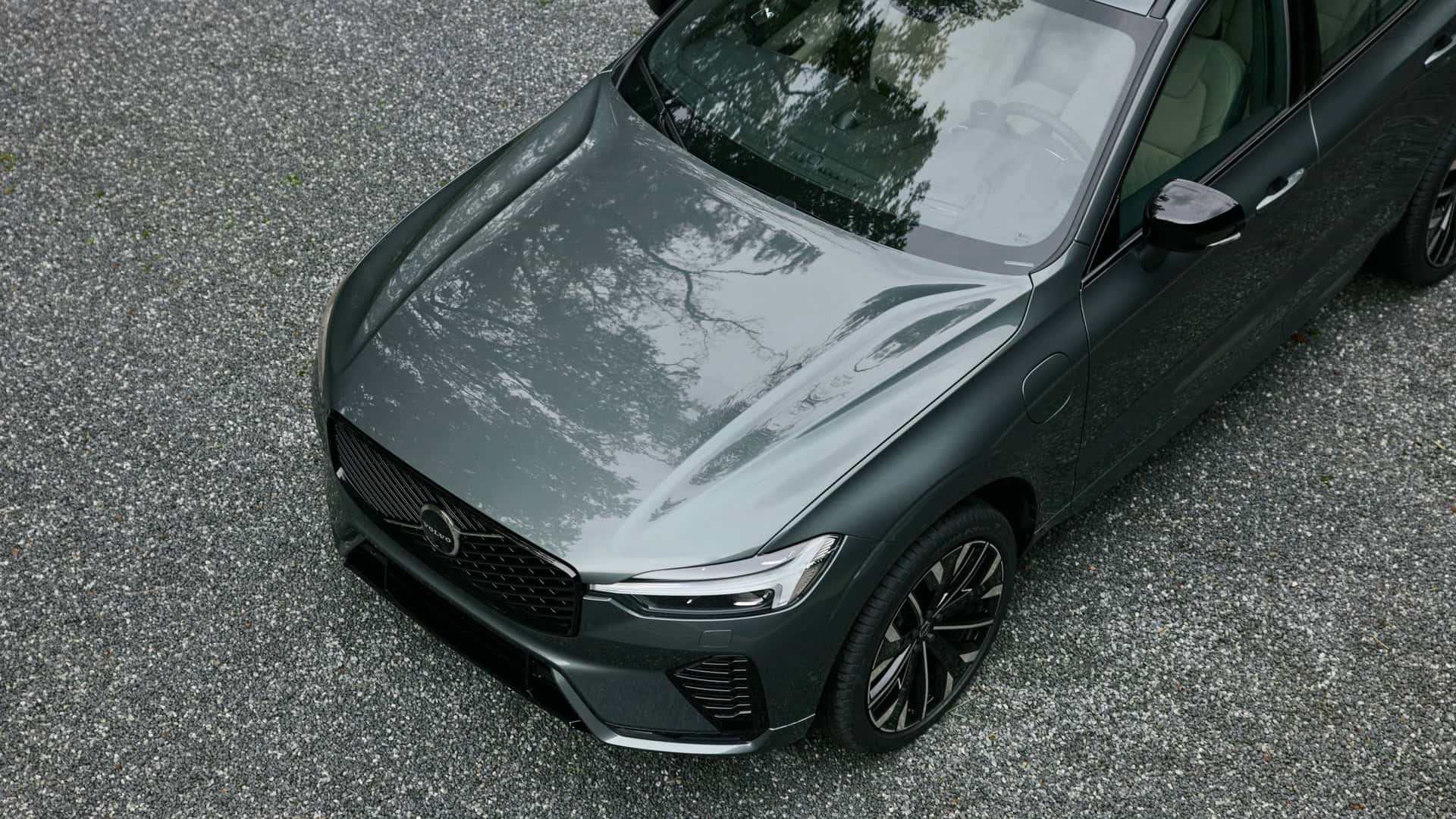 https://cdn.motor1.com/images/mgl/G3A4Eq/s1/2026-volvo-xc60.jpg