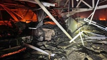 Museo del automóvil bombardeado en Ucrania