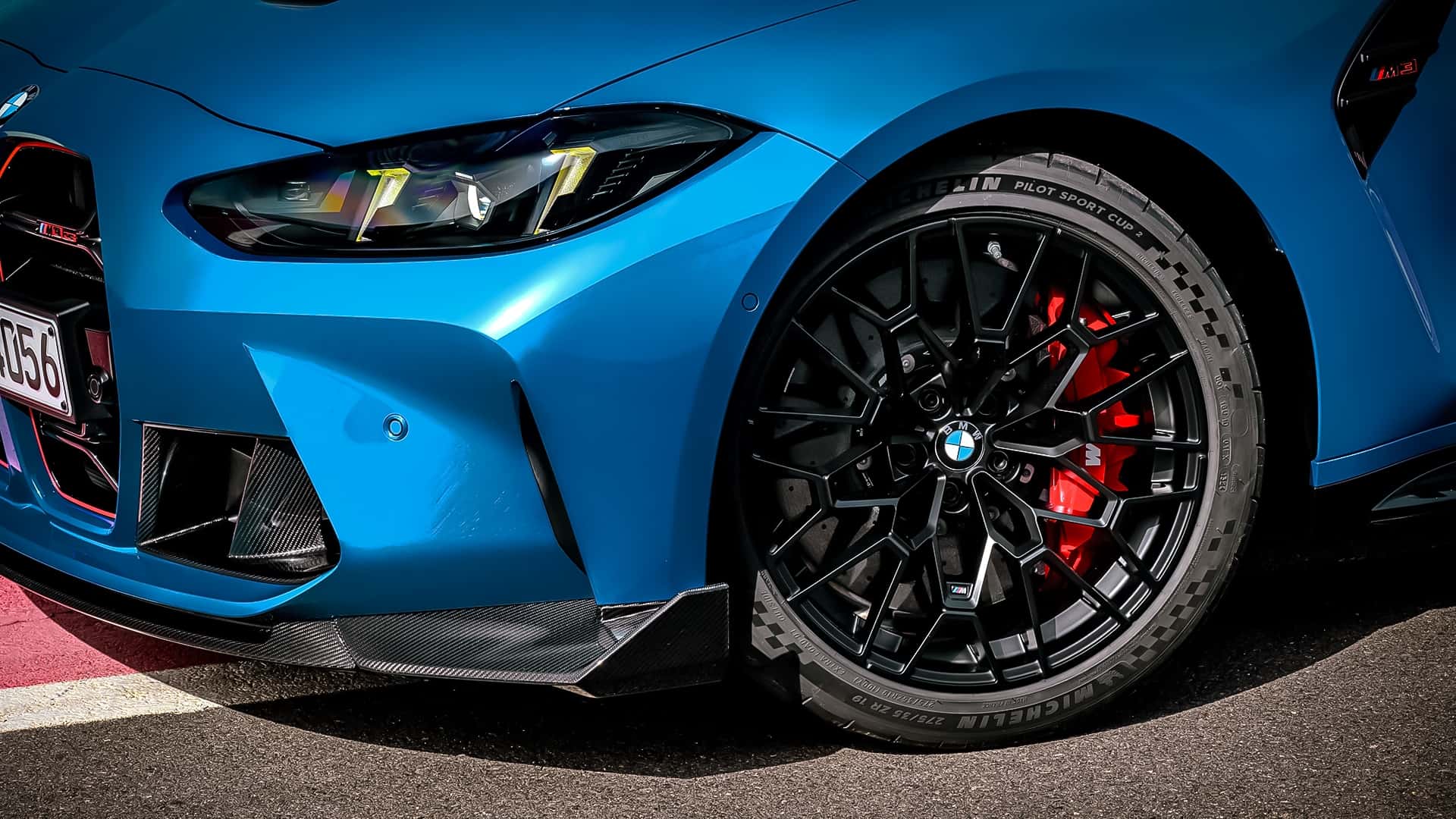 https://cdn.motor1.com/images/mgl/G3Awq8/s1/bmw-m3-cs-touring-2025.jpg