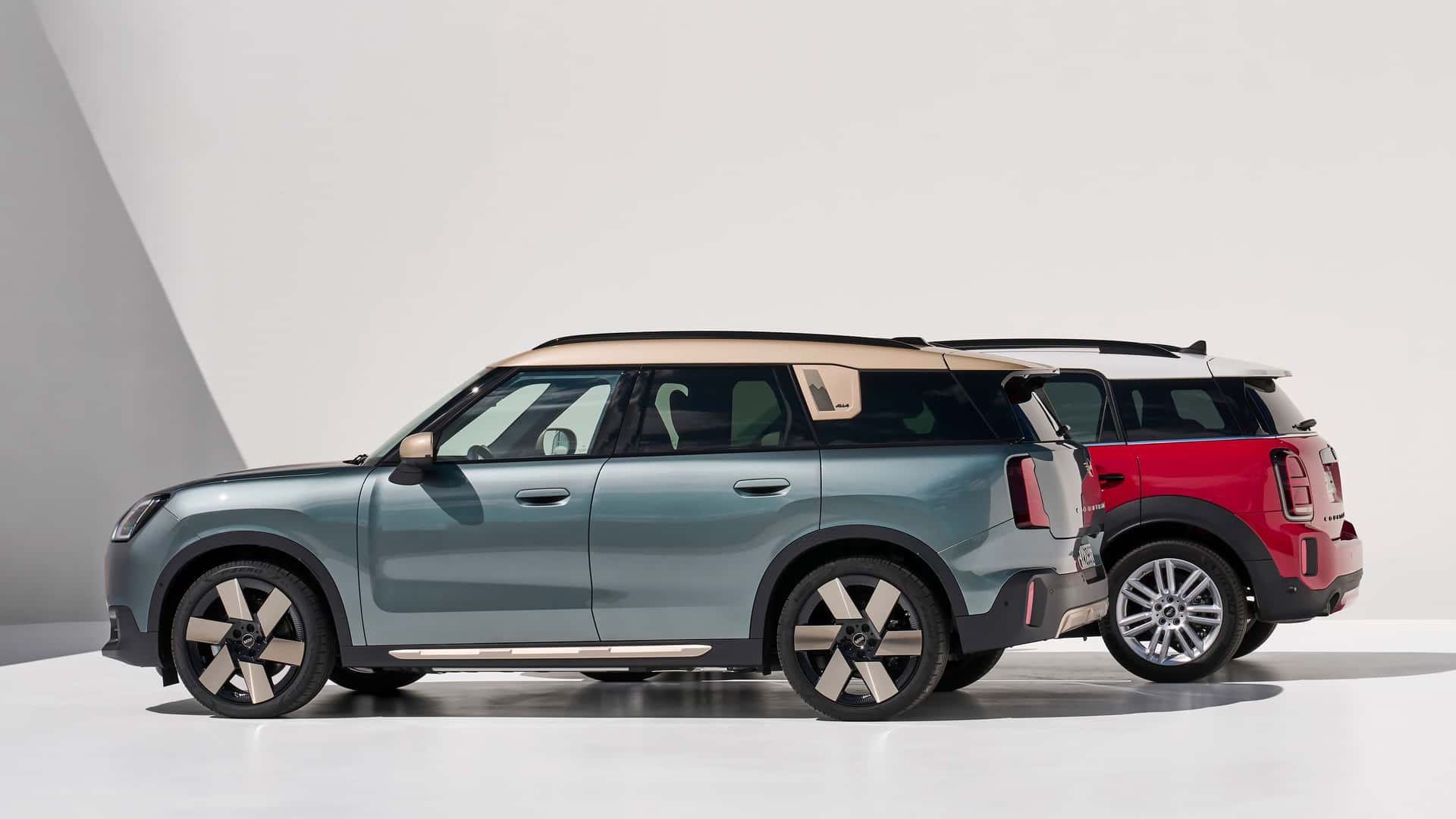 Mini Countryman C :- दमदार इंजन और बेहतरीन फीचर्स के साथ लॉन्च हुई Mini Countryman C , जानिए कीमत !