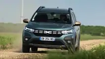 Dacia Jogger Camping (2023) in prova