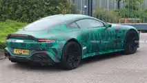 Aston Martin Vantage Casus Fotoğrafları