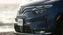 VinFast VF8