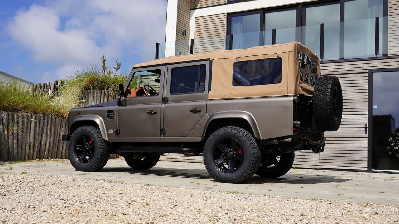 the landrovers - Press-04