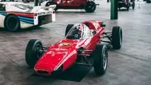 Alcune auto esposte tutti i giorni nell'Heritage Hub Stellantis di Torino