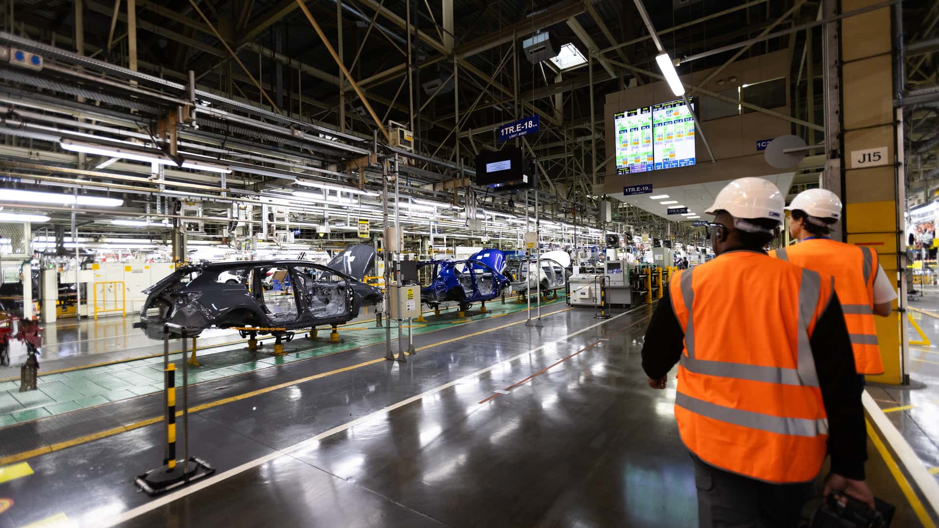 https://cdn.motor1.com/images/mgl/G3QjjG/s1/toyota-uk-production.jpg