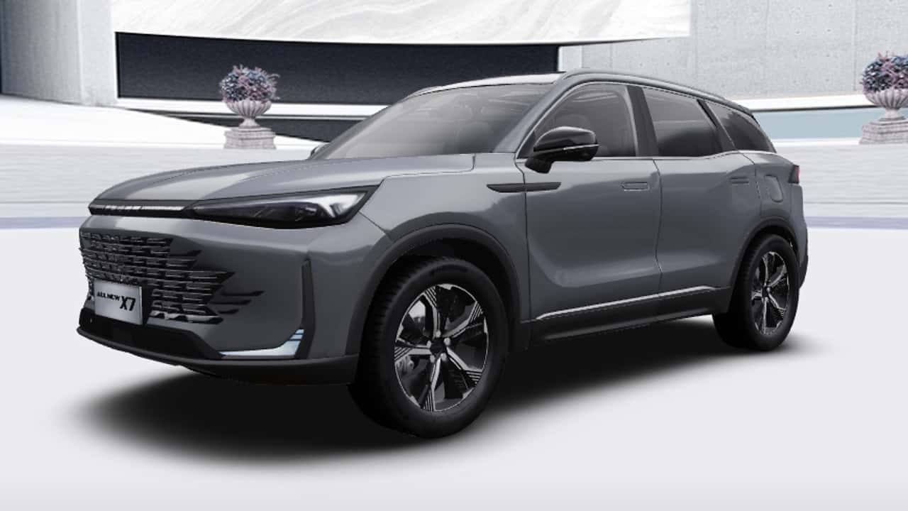 El Toyota RAV4, en problemas: este SUV chino cuesta 13.500 euros menos 