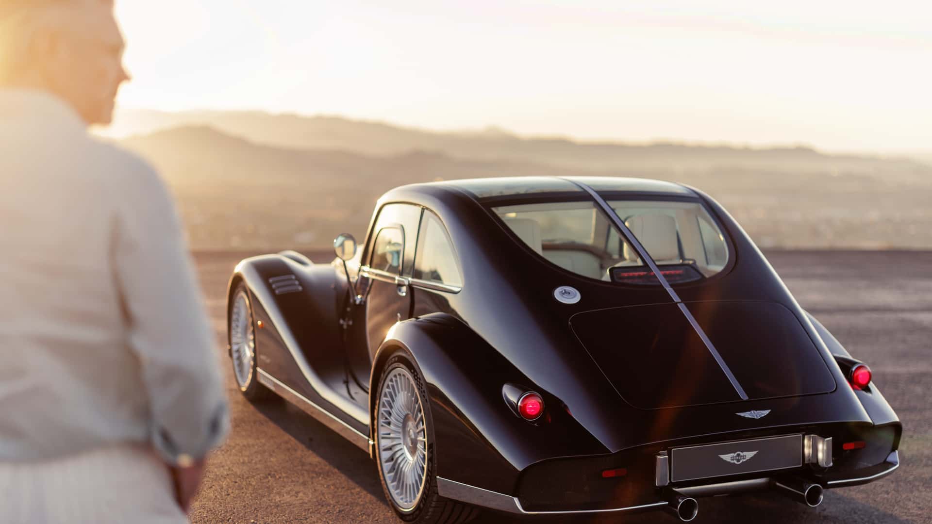 https://cdn.motor1.com/images/mgl/G3QqXE/s1/2026-morgan-midsummer-coupe.jpg