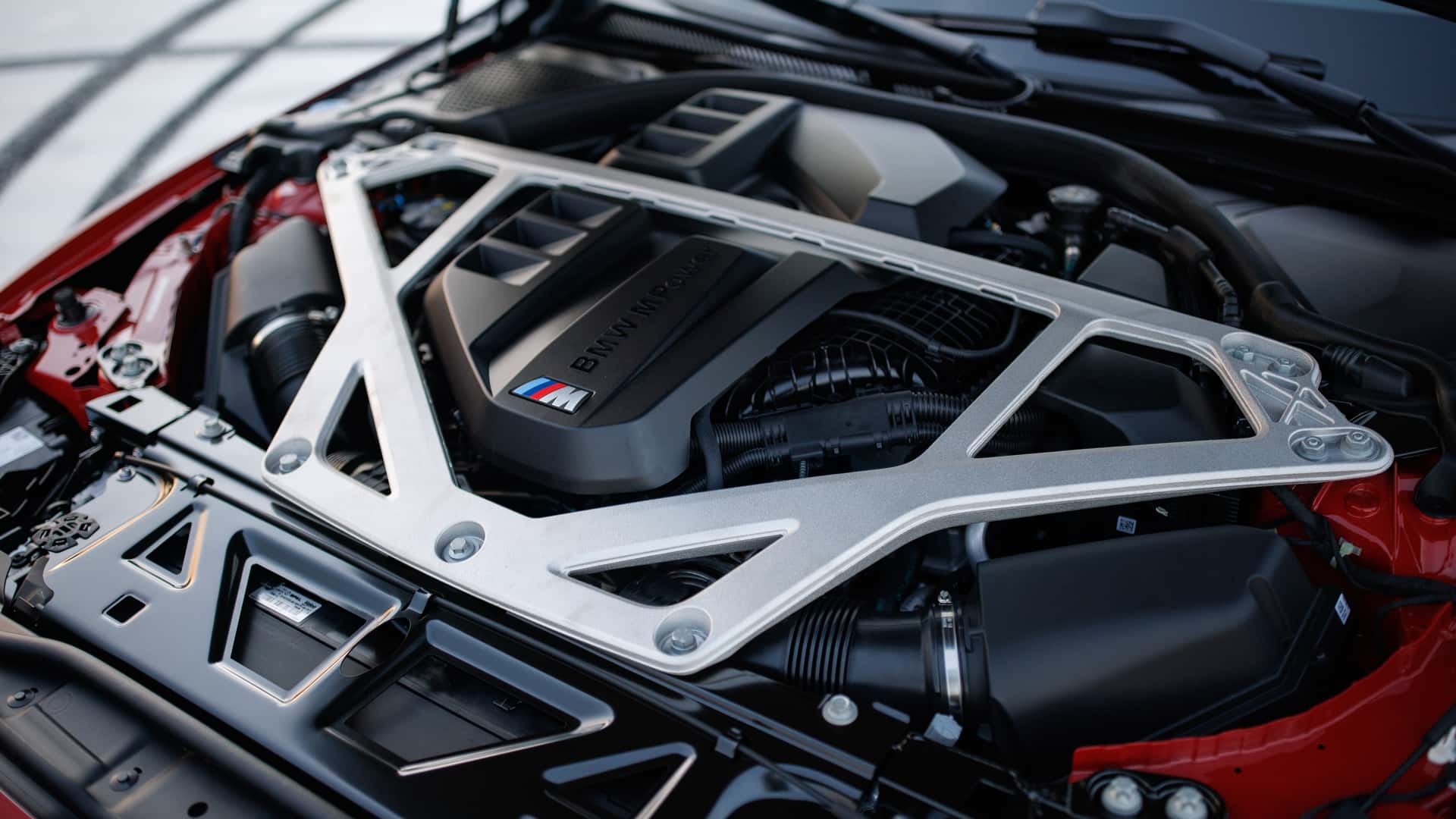 https://cdn.motor1.com/images/mgl/G3QrQb/s1/2027-bmw-m3-cs-handschalter.jpg
