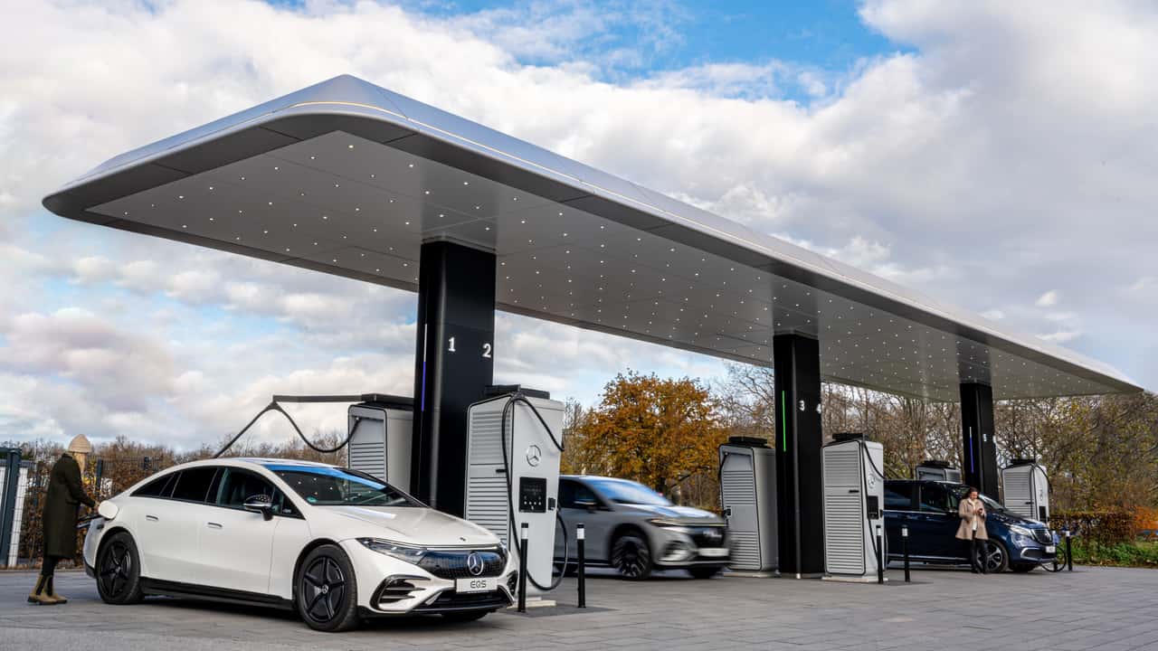 Mercedes Charging Hub in Mannheim