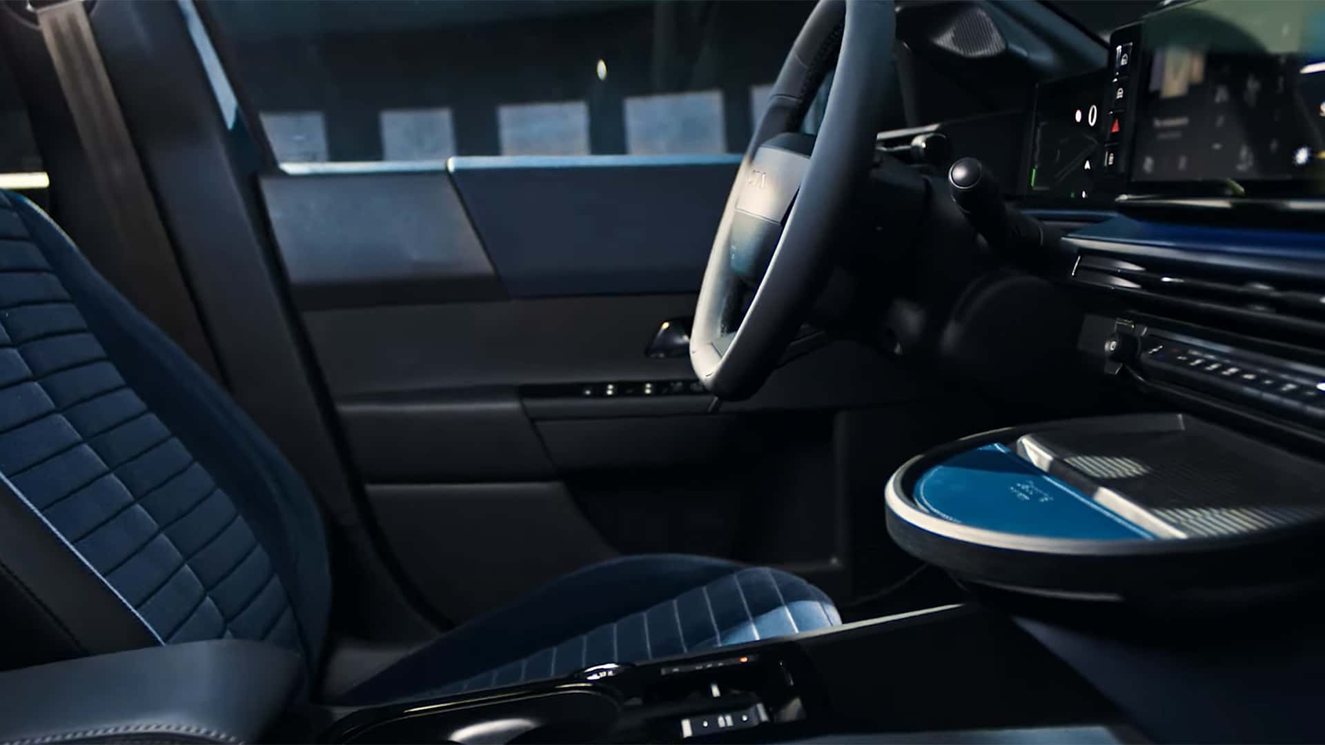 nuova-lancia-ypsilon-2024.jpg