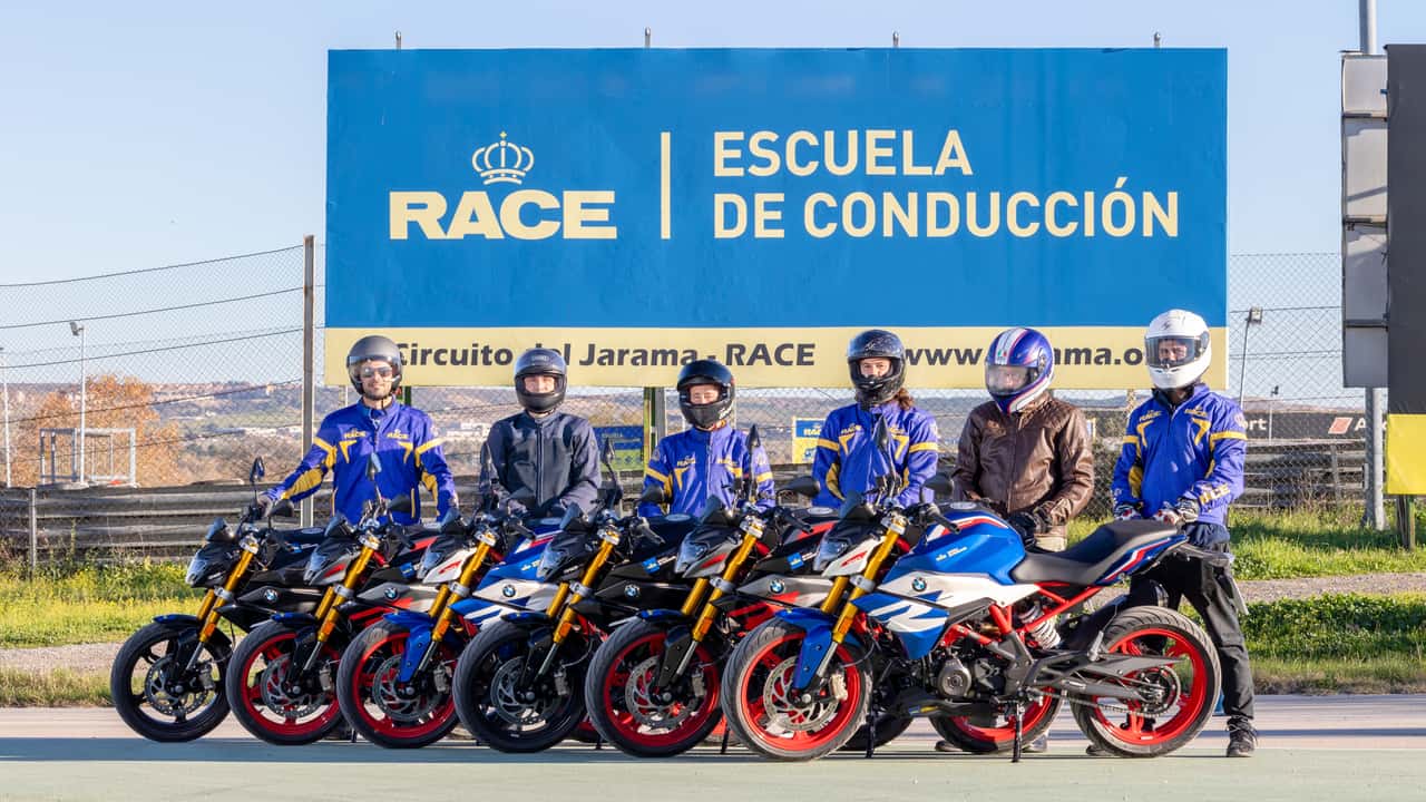 BMW Motorrad y RACE, cursos de conducción para motos