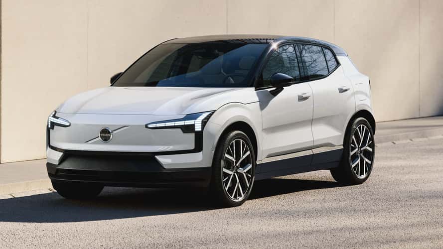 Il SUV compatto di Volvo si aggiorna