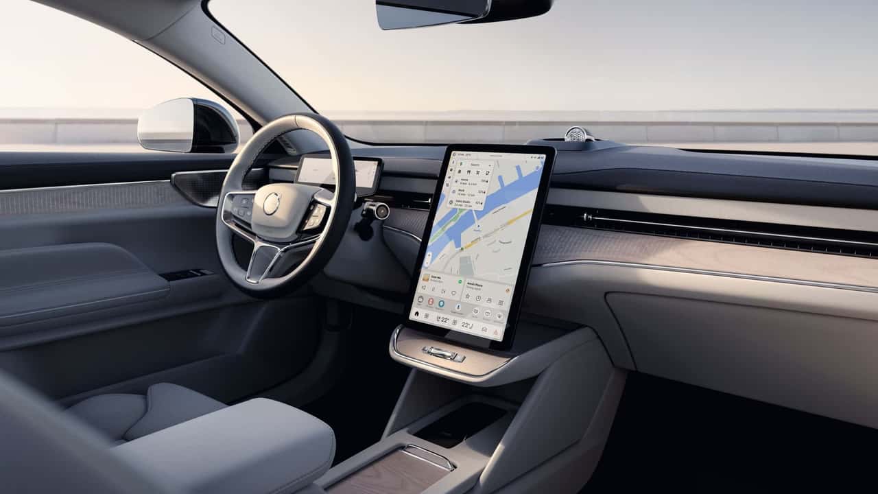 Volvo ES90, interni e bagagliaio