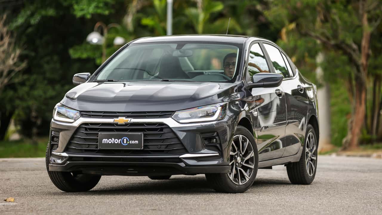 Sedãs mais vendidos: Chevrolet Onix Plus e Hyundai HB20S brigam por liderança