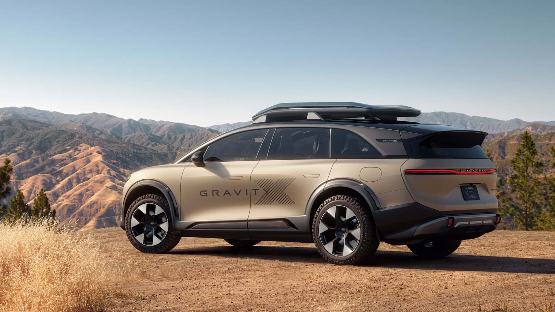 https://cdn.motor1.com/images/mgl/G3eL0V/s1/lucid-gravity-x-concept.jpg