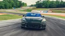 Porsche Panamera Turbo S E-Hybrid à Road Atlanta